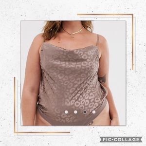 ✨2/$40✨PLUS COWL NECK CAMI LEOPARD PRINT BODYSUIT✨